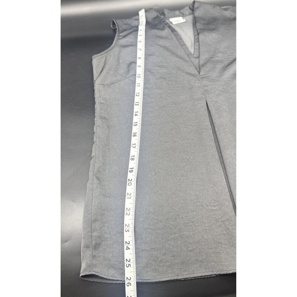 CABI Women’s Iron Charcoal Gray Veneer Sleeveless Blouse Top Sz XS - Picture 7 of 9